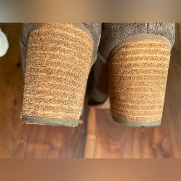 Booties - Picture 9 of 9